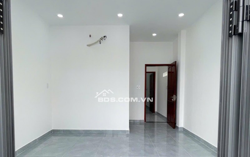 BÁN NHÀ HẺM THÔNG 5M ĐẶNG CHẤT GIÁP QUẬN 1, 5,  4PN - 3 TẦNG SỔ RIÊNG GIÁ 7.99 TỶ