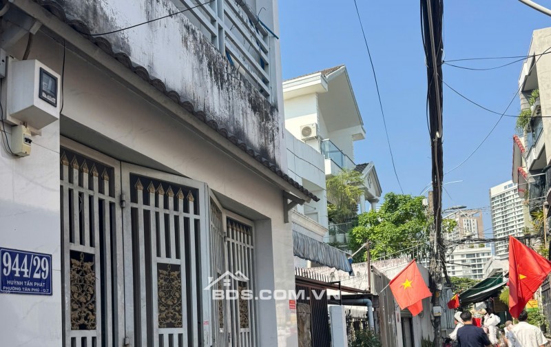 Bán nhà phường Tân Phú, Quận 7,4x14 4 tỷ 2