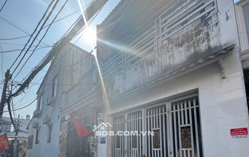 Bán nhà phường Tân Phú, Quận 7,4x14 4 tỷ 2