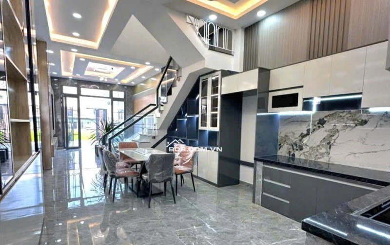 Nhà đẹp xây mới, An cư lạc nghiệp tại Bến Lức, gần UBND- trường học