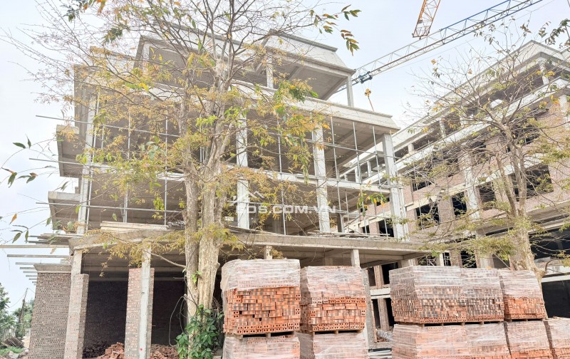 BÁN SIÊU PHẨM LIỀN KỀ  GREEN LITTLE TOWN 100M 5 TẦNG NHỈNH 17 TỶ