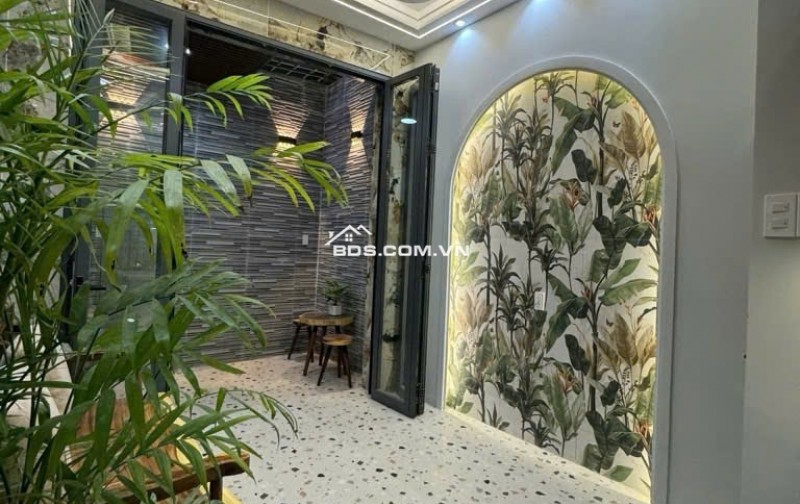 NHÀ ĐẸP LUNG LINH, HXH, NGANG 4M, 4 TẦNG, SHR, PHẠM VĂN CHÍ, 6 TỶ HƠN, QUẬN 6