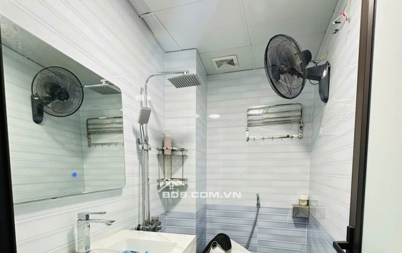 Bán nhà tại phố Định Công Thượng