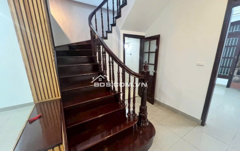 Bán nhà phân lô lk trong Khu đô thị Định Công, phường Phương Liệt, Hà Nội. Vị trí đắc địa