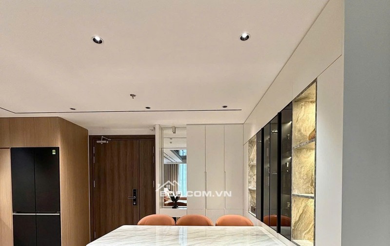 Bán Căn hộ chung cư Khai Sơn Long Biên- View đẹp- Full Nội thất- hỗ trợ vay 120m 3 ngủ nhỉnh 8 tỷ(TL)