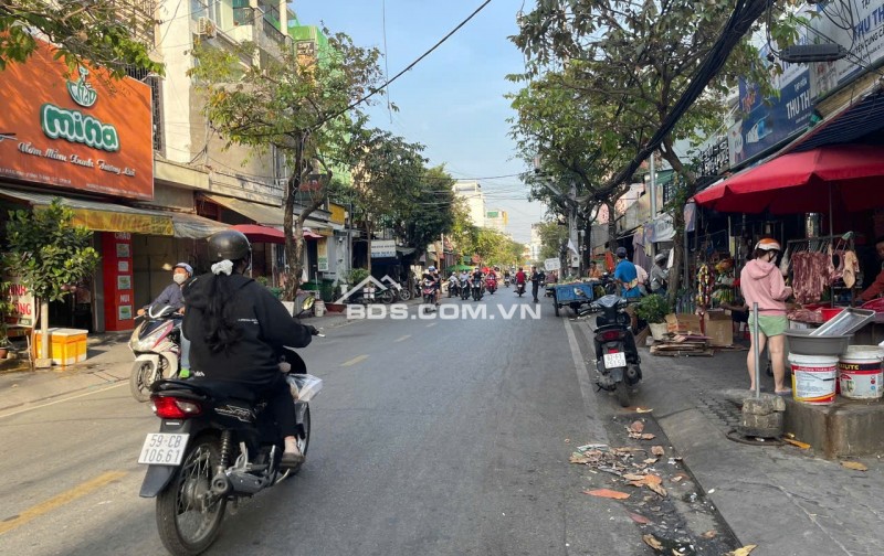 Đất Trống 12x34m Mặt Tiền chính Lý Phục Man Phường Bình Thuận Q7. Giá TL