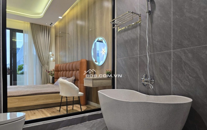  Nhà MT 3 tầng sát biển Nguyễn Tất Thành - Hoà Khánh - Liên Chiểu  cách chỉ 100m!