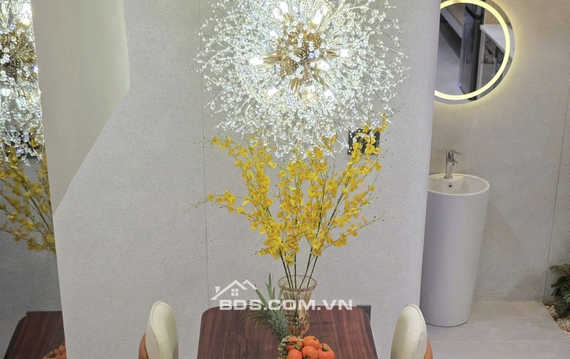  Nhà MT 3 tầng sát biển Nguyễn Tất Thành - Hoà Khánh - Liên Chiểu  cách chỉ 100m!