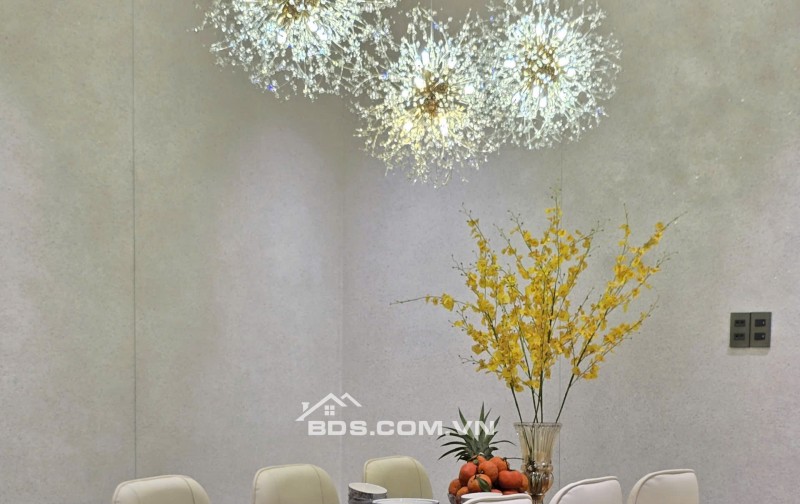  Nhà MT 3 tầng sát biển Nguyễn Tất Thành - Hoà Khánh - Liên Chiểu  cách chỉ 100m!