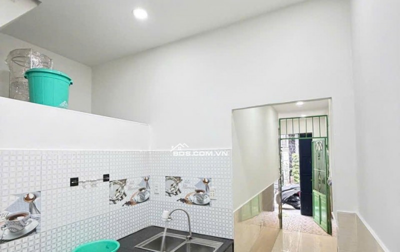 NHÀ HẺM OTO PHAN VĂN HỚN – 2 TẦNG – NHỈNH 3 TỶ, CV THUẬN KIỀU 100M