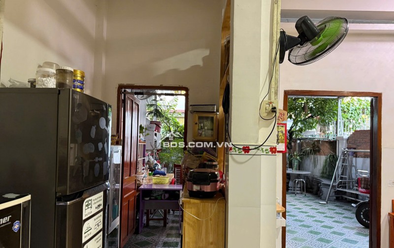 Căn góc 2 mặt tiền trung tâm thành phố đường Trần Quý Cáp