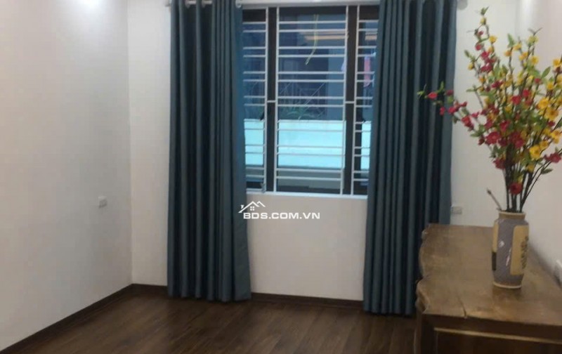 CHO THUÊ NGUYÊN CĂN THÁI HÀ, Ô TÔ VÀO NHÀ, 48M 5T 23TR 0903258273