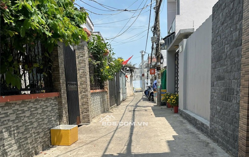 GIÁ 5.x TỶ- HUỲNH TẤN PHÁT- NHÀ MỚI 3 TẦNG- DT 9 x 14- 4 PN, 5 WC- SHR- HOÀN CÔNG- KDC HIỆN HỮU.