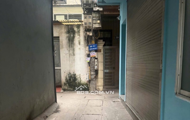 Bán nhà tại ngõ 278 Kim Giang, đi lại thuận tiện, gần Trường học, chợ, khu dân trí cao.