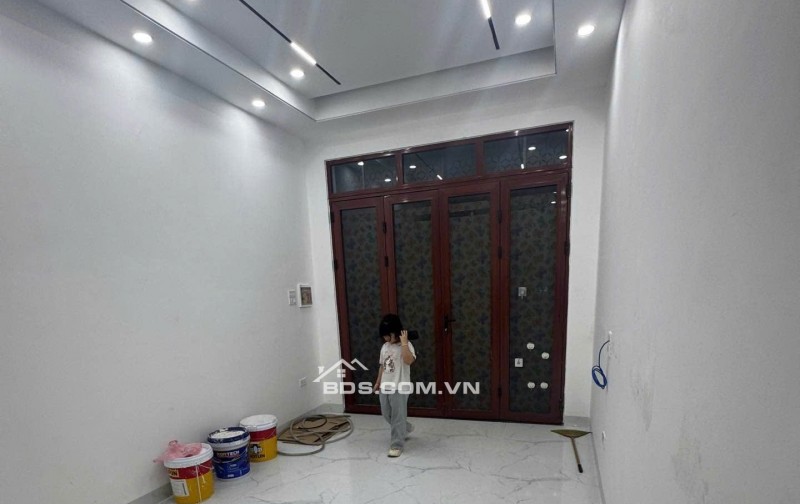 Bán nhà tại ngõ 278 Kim Giang, đi lại thuận tiện, gần Trường học, chợ, khu dân trí cao.