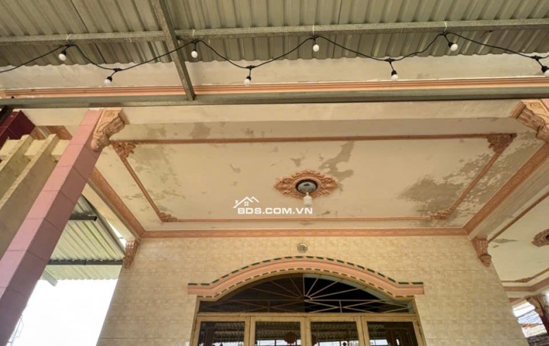 BÁN ĐẤT TẶNG NHÀ CẤP 4 TẠI ĐỒNG NAI. DT 372,1 M2. SHR. GIÁ BÁN 25XX. LH:0965156765.