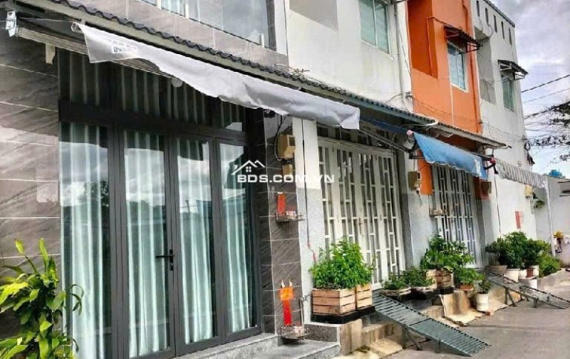 Bán nhà hẻm xe hơi Quận 7, gần chợ Phú Thuận 5 Tỷ 959