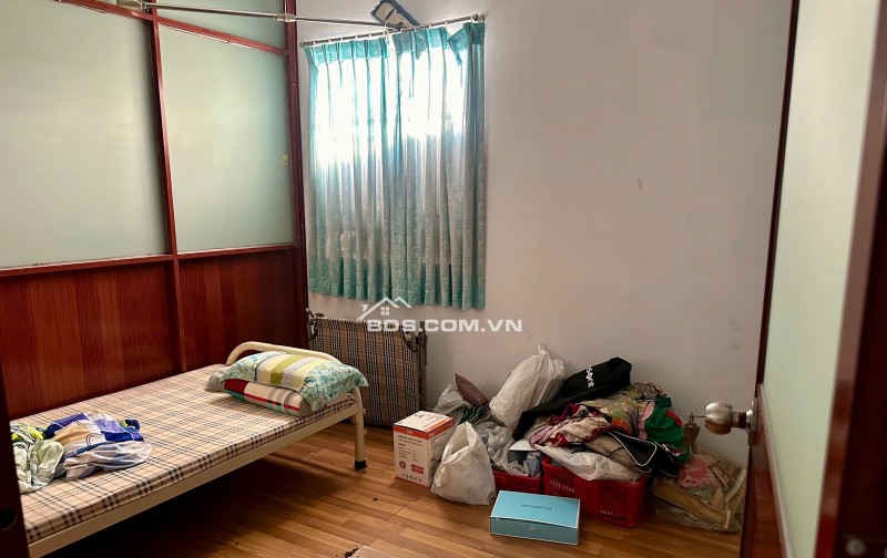 Bán Nhà 2 Lầu 80m và Nhà Xưởng. Tổng Diện Tích 190m2. Gần Phạm Hùng & Quốc Lộ 50.