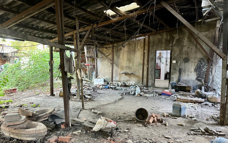 Bán Nhà 2 Lầu 80m và Nhà Xưởng. Tổng Diện Tích 190m2. Gần Phạm Hùng & Quốc Lộ 50.