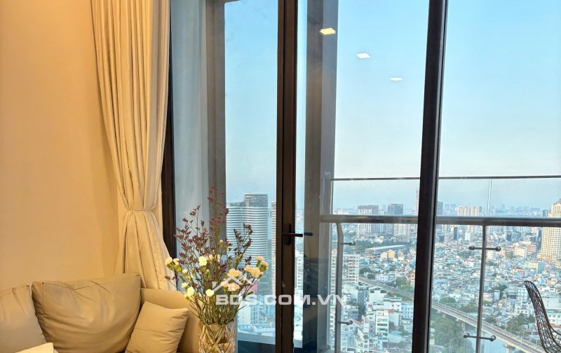 BÁN CĂN HỘ VINHOMES GOLDEN RIVER Q1, DT 70M2 (2PN2WC) SHR CHỈ 14.9 TỶ. LH:0906322053.