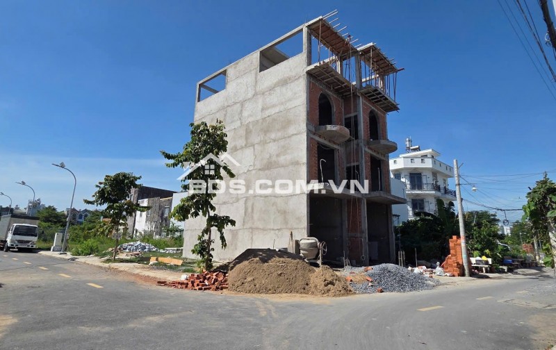 HÓT - GẤP BÁN ĐẤT 4 X 19 CHỈ 4 TỶ 8 ĐƯỜNG 8M