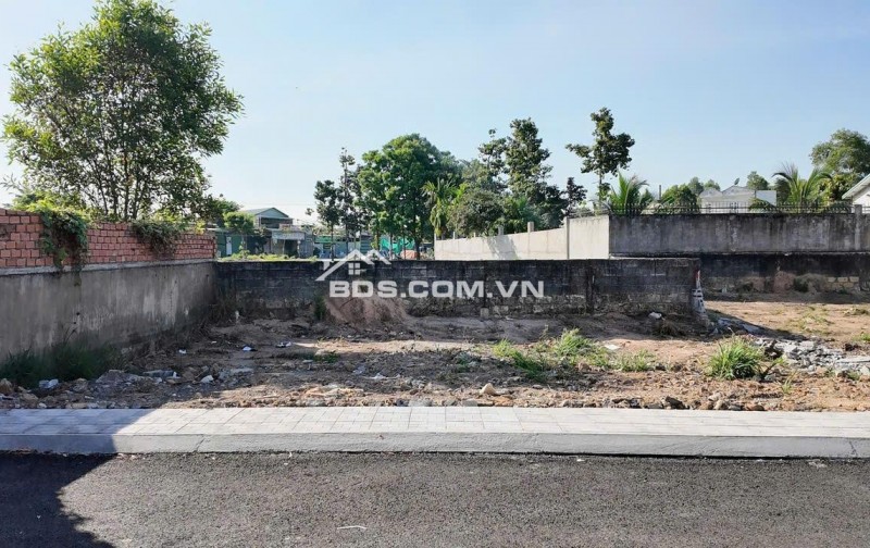 Đất nền - Full sổ thổ cư - Mặt tiền - Nở hậu - Hẻm xe hơi