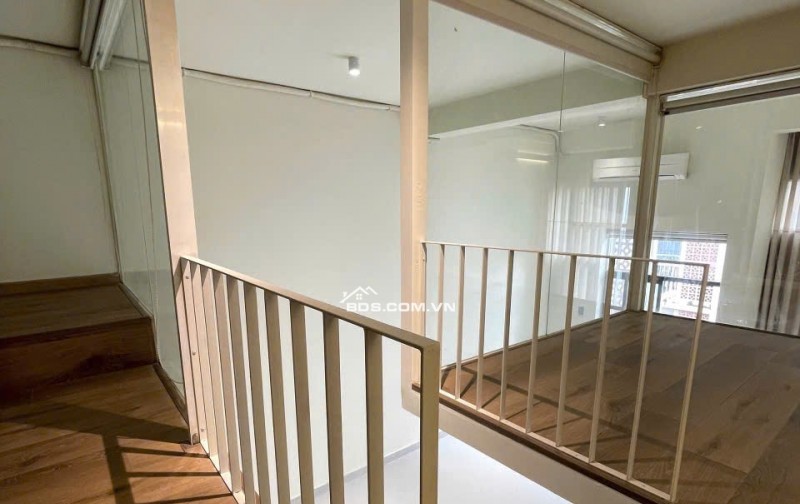 BÁN NHANH DUPLEX PHÚ MỸ HƯNG MỚI DECOR 75m 2PN Giá: 3.8 Tỷ. Sổ hồng.