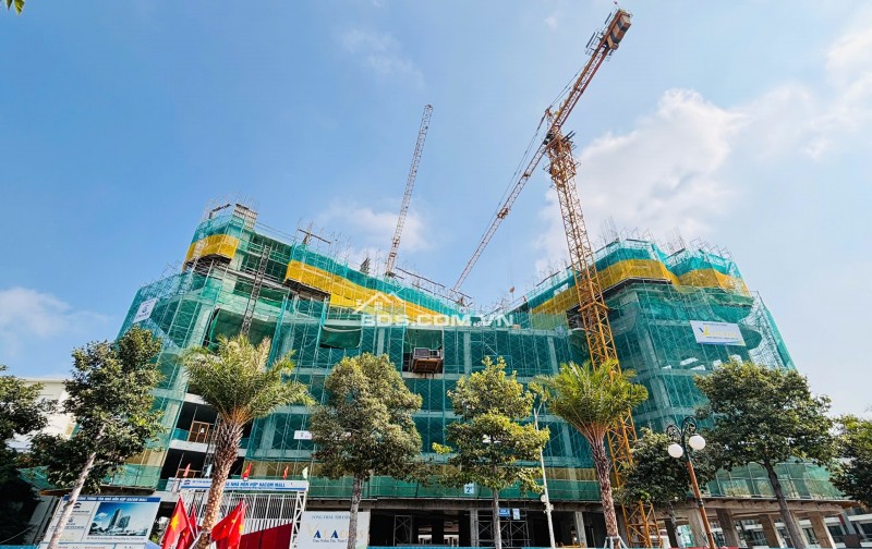 Căn hộ cao cấp Hacom Tower mặt tiền đường 16 tháng 4 view trực diện biển Bình Sơn