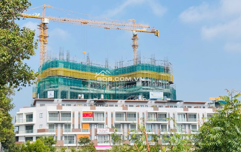 Căn hộ cao cấp Hacom Tower mặt tiền đường 16 tháng 4 view trực diện biển Bình Sơn