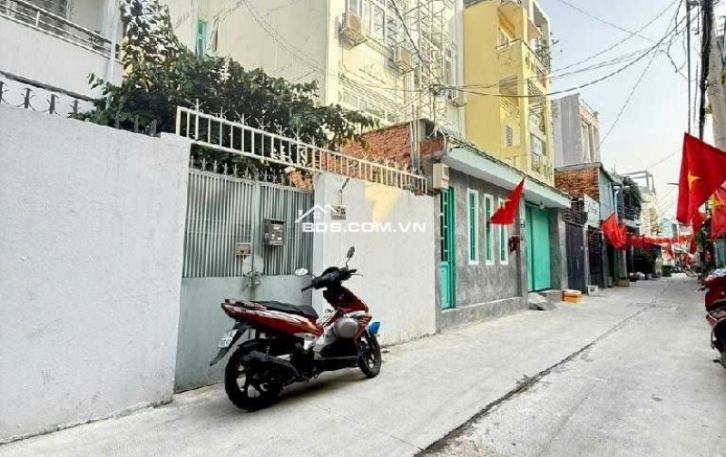 HOT NHÀ QUẬN 7 – GẦN LÂM VĂN BỀN 4.2M x19M Chỉ 8 TỶ 8