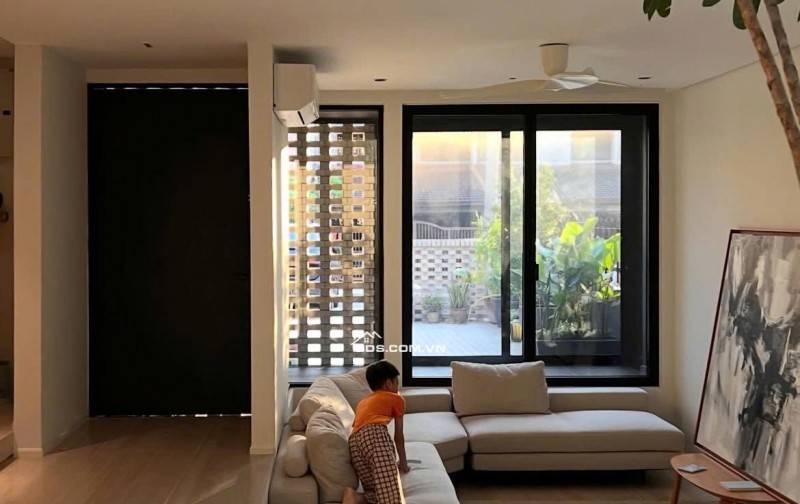 Chính chủ gửi bán liền kề 60m chỉ hơn 5ty, phân lô, Lexus đỗ cửa dự án Sun Hà Nam