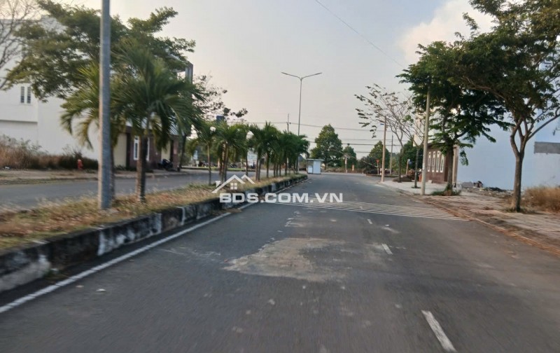 ĐẤT ĐẸP KHU DÂN CƯ D2D LONG THÀNH – DIỆN TÍCH LỚN, GIÁ CHỈ 4 TỶ