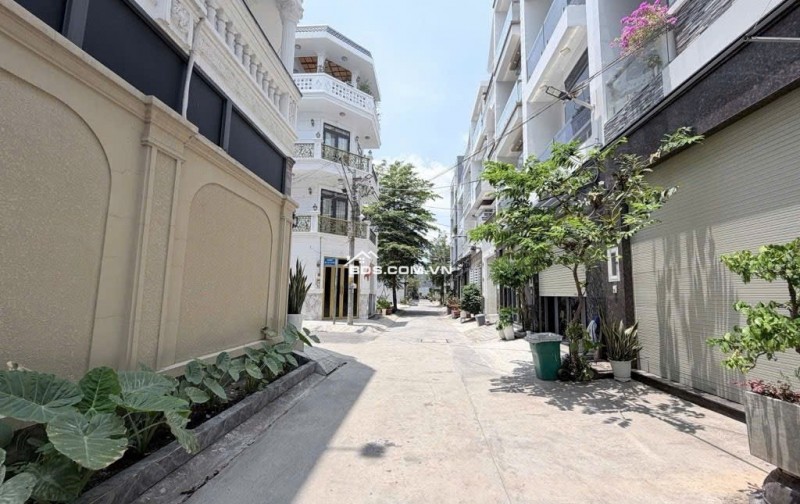 CHỈ 7.x TỶ- NHÀ 4 TẦNG- GẦN HOÀNG QUỐC VIỆT- HUỲNH THỊ ĐỒNG- HXH 6M- DT 4.6 x 12 - 2 LẦU- 4PN- HOÀN CÔNG.