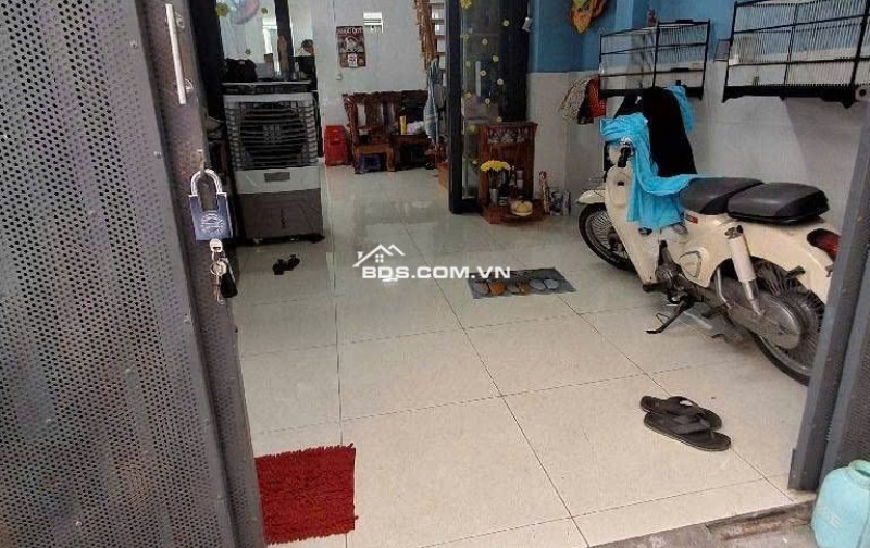 Bán nhà  Huỳnh Tấn Phát, Quận 7, 2 tầng, 2PN, sổ hồng riêng, giá 4.7 tỷ
