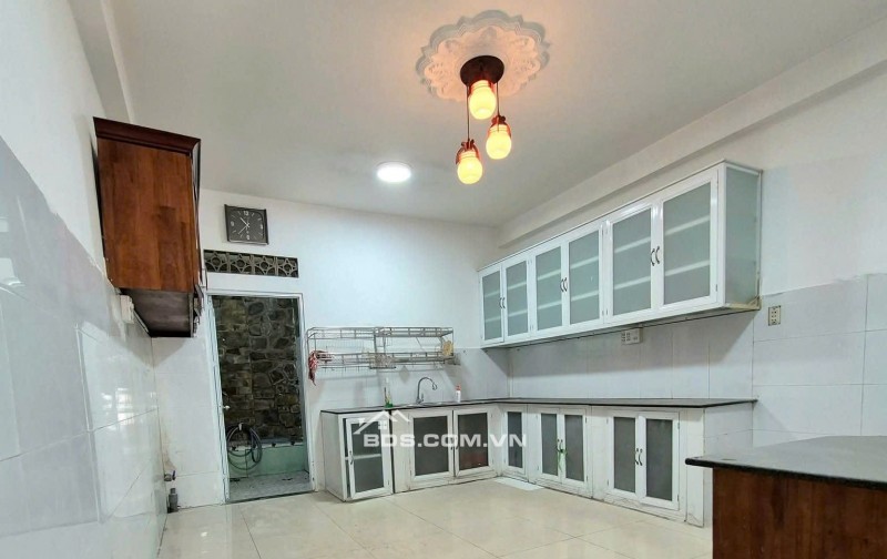 HẺM XE HƠI THÔNG - 70M² - 3 TẦNG - 7 T.Ỷ 190