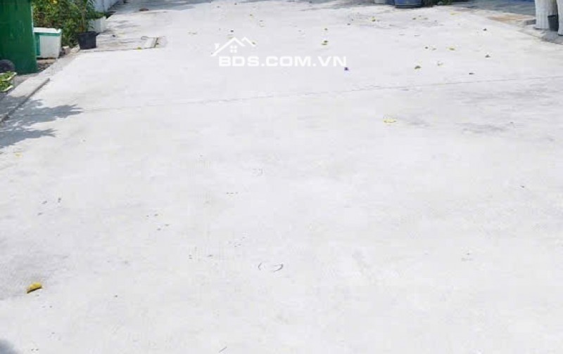 Bán nhà đẹp 7x25m, BTCT 2 lầu, 3PN, 4WC, sân vườn trước sau, giá tốt 6 tỷ 8