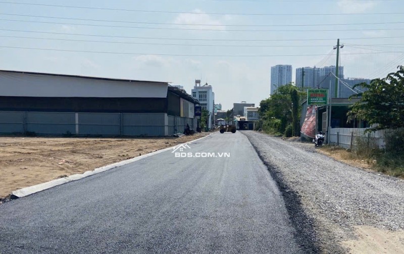 Bán đất 11.5x42m hẻm 1135 Huỳnh Tấn Phát p. Phú Thuận Q7. sau chợ