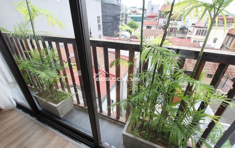 Apartment Từ Hoa 8 Tầng 38,5 Tỷ Nhà Đẹp Thang Máy Sát Hồ Dòng Tiền Cao