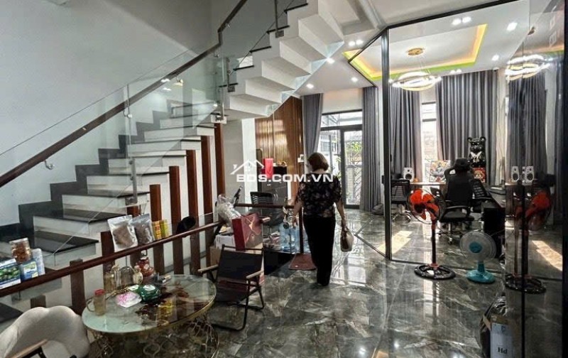 Bán nhà Kiều Đàm Q7, 5x15m, hầm 4 tầng, 4PN 5WC, hẻm 6m, nhỉnh 13 tỷ