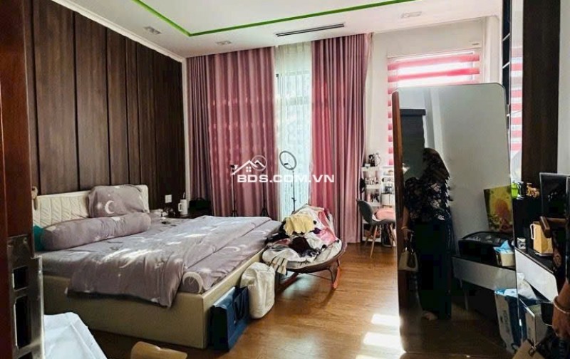 Bán nhà Kiều Đàm Q7, 5x15m, hầm 4 tầng, 4PN 5WC, hẻm 6m, nhỉnh 13 tỷ