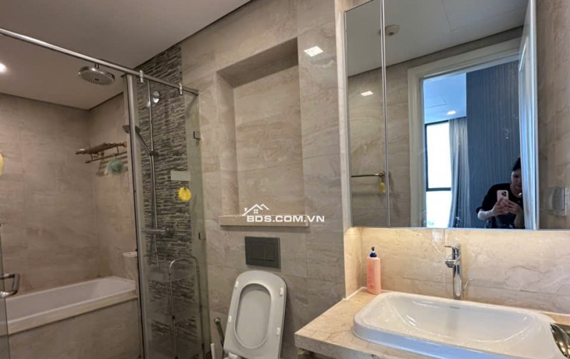 CHO THUÊ CHCC 72M2 (2PN) CHỈ 28 TRIỆU/TH. LH 0906322053 LINH