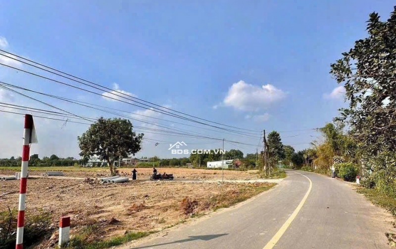 ĐẤT NỀN MẶT TIỀN GẦN NGAY CHỢ BÌNH LỢI