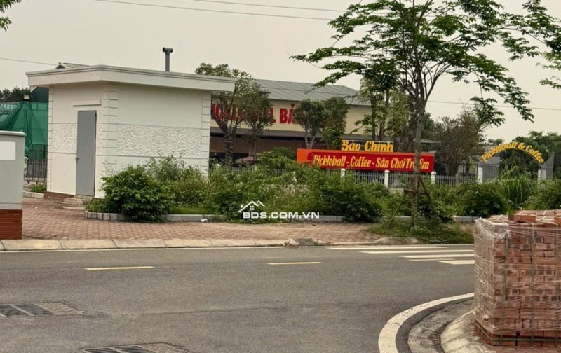 LÔ ĐẤT CỰC HIẾM GẦN TÂN XÃ ĐỐI DIỆN TRƯỜNG HỌC CHUNG TƯỜNG DỰ ÁN ĐẤU GIÁ LÀN 2 QL21