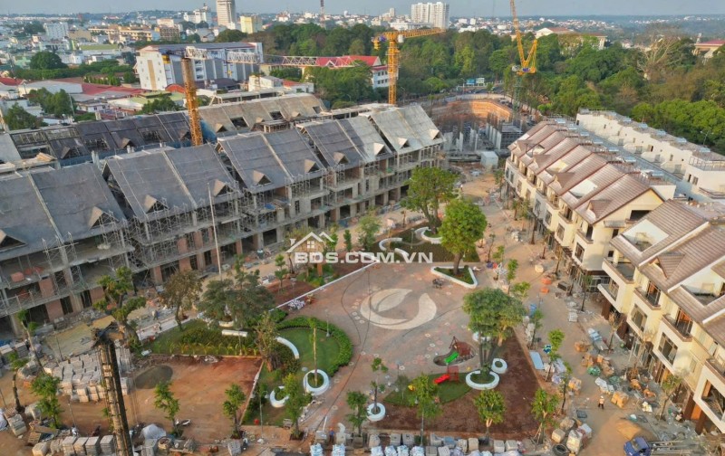  Bán shophouse Ecopalace ĐakLak 2 mặt tiền trục chính dự án, đối diện công viên, 5 tầng, 368m², giá hơn 18 tỷ