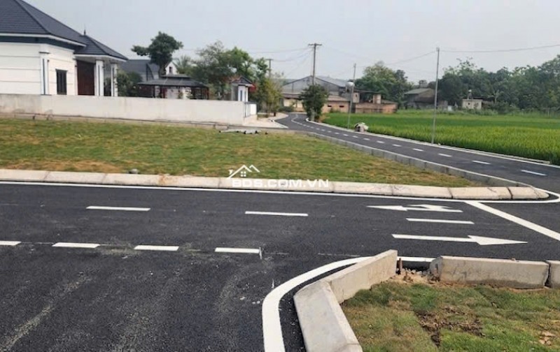 Chỉ hơn 300 TRIỆU sở hữu ngay đất gần trung tâm kinh tế Ba Đồi – Lạc Thủy