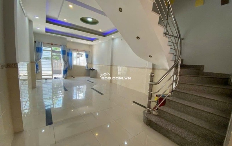 BÁN NHÀ HUỲNH TẤN PHÁT -TÂN PHÚ - 4.2M X 21M - 8 TỶ 8