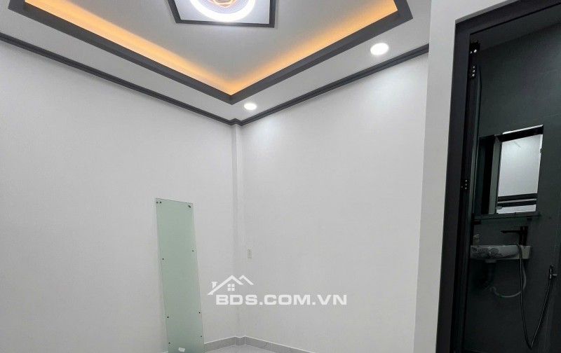 NHÀ ĐẸP RẺ - ĐƯỜNG HẬU GIANG - DTSD 78M2 - 3PN - SỔ HỒNG RIÊNG - 3 TỶ HƠN- TRUNG TÂM QUẬN 6