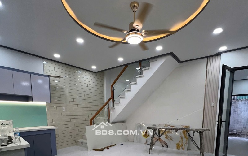 NHÀ ĐẸP RẺ - ĐƯỜNG HẬU GIANG - DTSD 78M2 - 3PN - SỔ HỒNG RIÊNG - 3 TỶ HƠN- TRUNG TÂM QUẬN 6