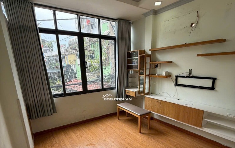 NHÀ BÁN GÓC 2 MẶT TIỀN HẺM 1/ LÊ TRỌNG TẤN, TÂN PHÚ. LH:0933858454.