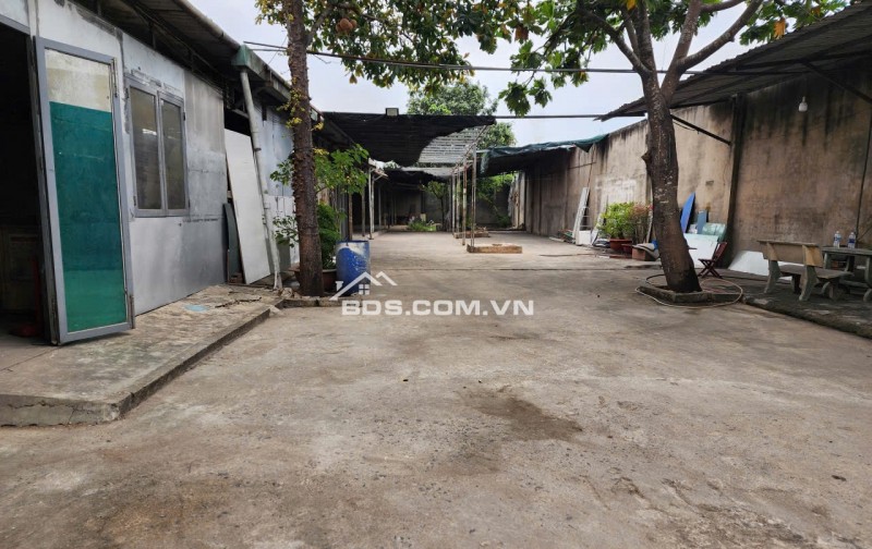 CHO THUÊ XƯỞNG TẠI ĐƯỜNG KÊNH TIÊU BÀ ĐIỂM 1. DT 1000M2 CHỈ 40TR/TH. LH:0903902443.